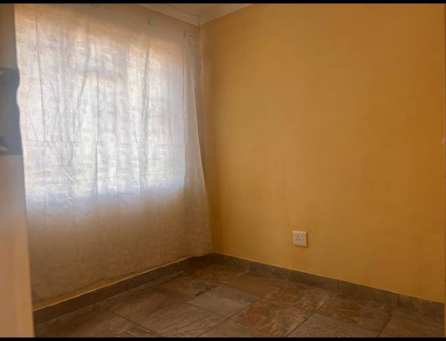 3 BEDROOM HOUSE TO LET IN VISTA PARK